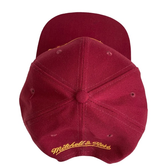 Cleveland Cavaliers Lebron James and Steph Curry Image 2017 Playoff Snapback - Picture 4 of 8